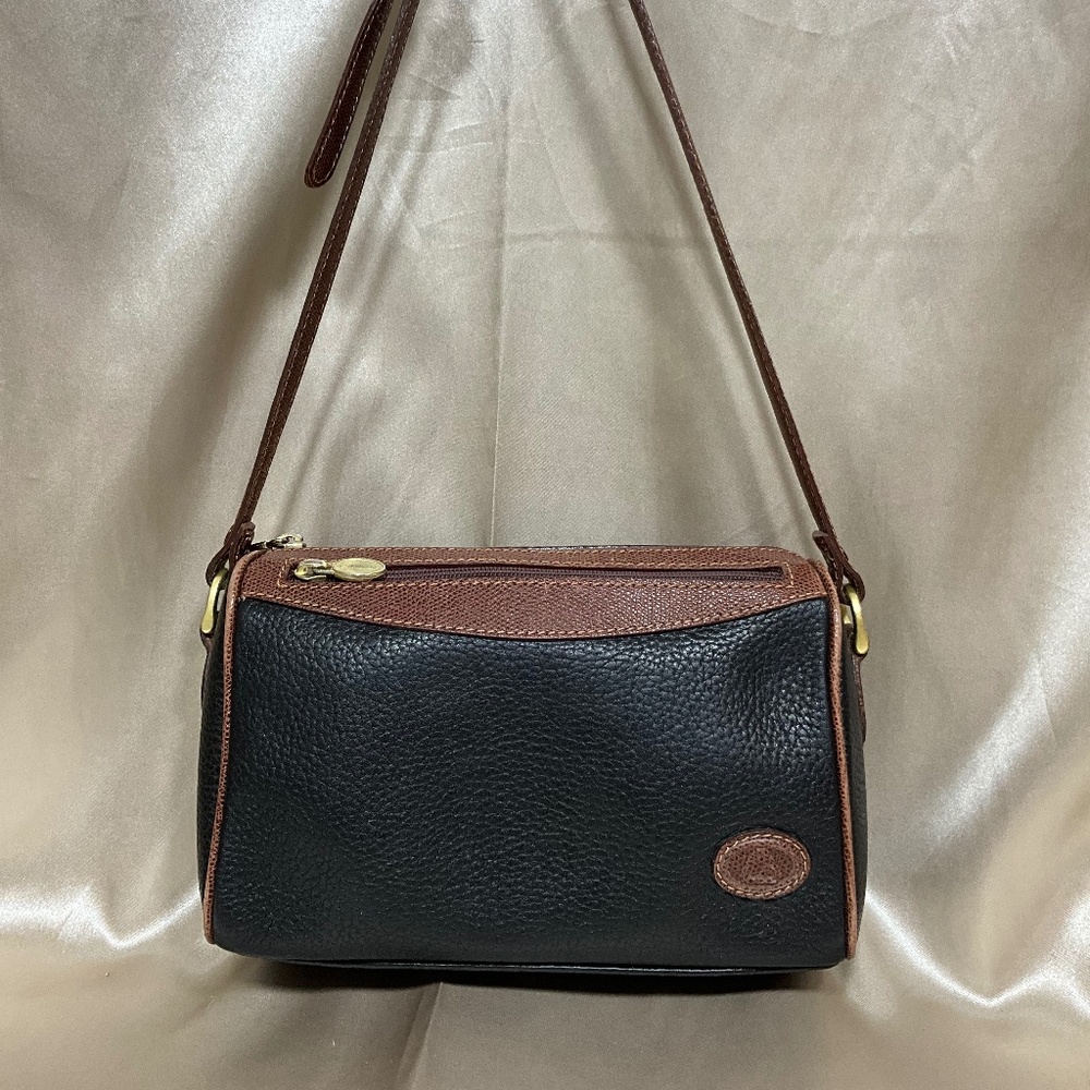 Liz Claiborne black with brown trim adjustable crossbody.  20-HC3c